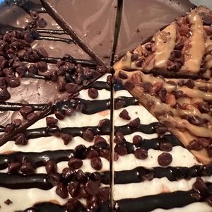 Meet your Posher, Erfana